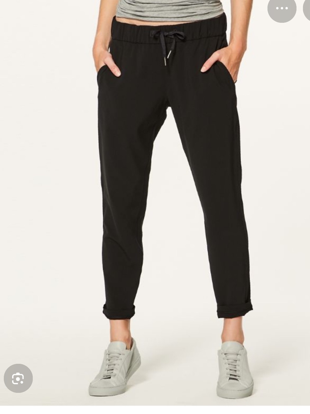 Lululemon size 4 Classic Straight-Leg Women's Pants in Black